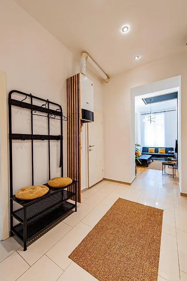 My City Apartment-Vienna Familyroom Appartamento