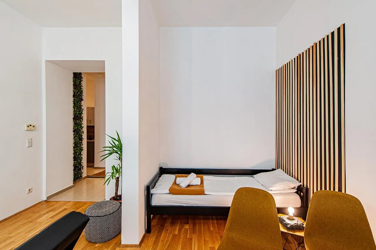 My City Apartment-Vienna Familyroom Austria